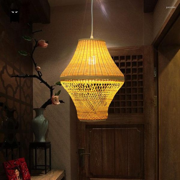 Lampade a sospensione Bamboo Wicker Rattan Lantern Light Fixture Lampada da soffitto a sospensione asiatica fatta a mano Plafon Avize Lumianria Home Foyer Corridoio