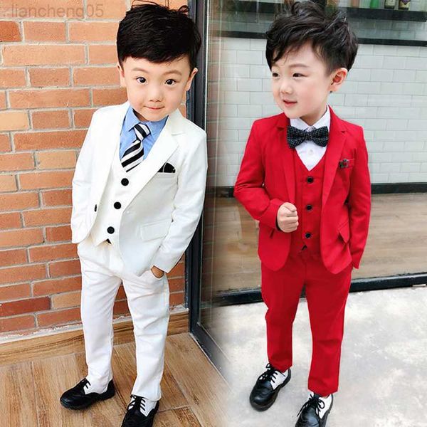 Set di abbigliamento Flower Boys Abito da sposa Bambini Blazer formale Giacca Gilet Pantaloni Bowtie 4 pezzi Set di abbigliamento Kids Performance Dance Party Come W0222