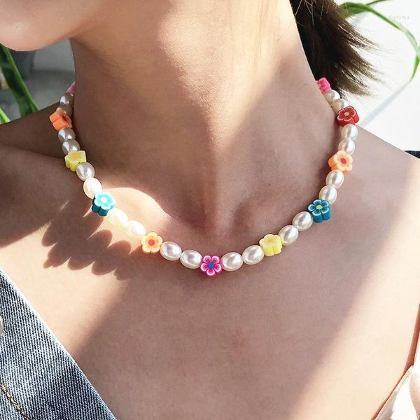 Girocollo Vento coreano Bella collana di perle Bracciale margherita per ragazze Bella personalità Accessori femminili Gioielli interi