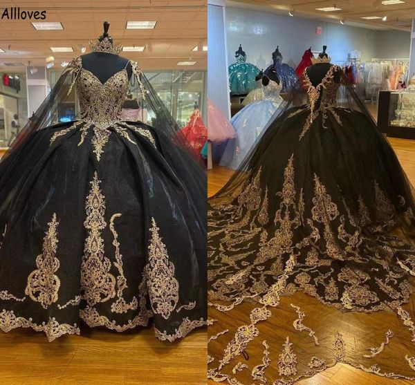 Abito da ballo gonfio nero Abiti da quinceanera con involucro lungo in tulle Spalline con applicazioni in pizzo dorato Abito dolce 16 Principessa Aso Ebi Compleanno Abiti da festa formale CL1361