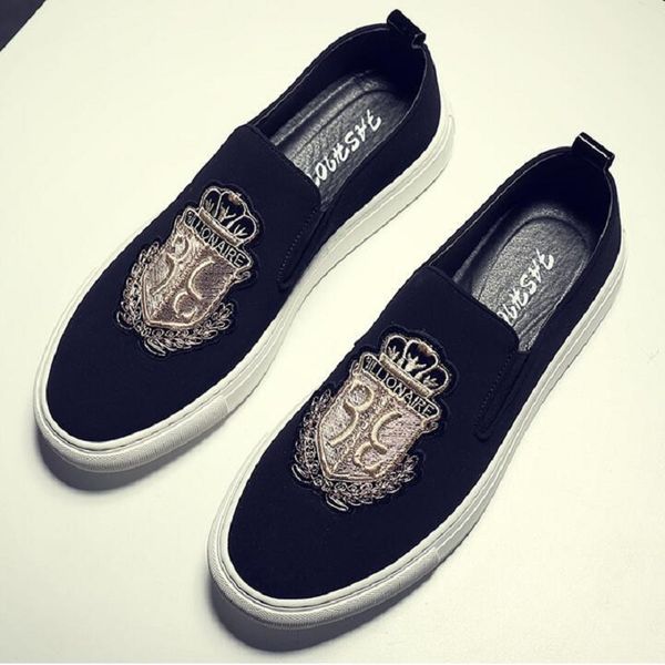 New Men Leather Casual Shoes Casual Man Slip-On Luxury Borderyer Suede Leather Shoes Flat Shoes