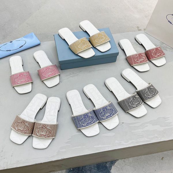 Hot Summer Sandals Designer Fashion Flipflop Retro Thend Trend