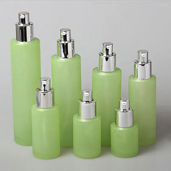Vorratsflaschen Silberne Aluminiumkappe für Lotionsflasche 30 ml Grünes Milchglas Verpackungsspray Großhandel
