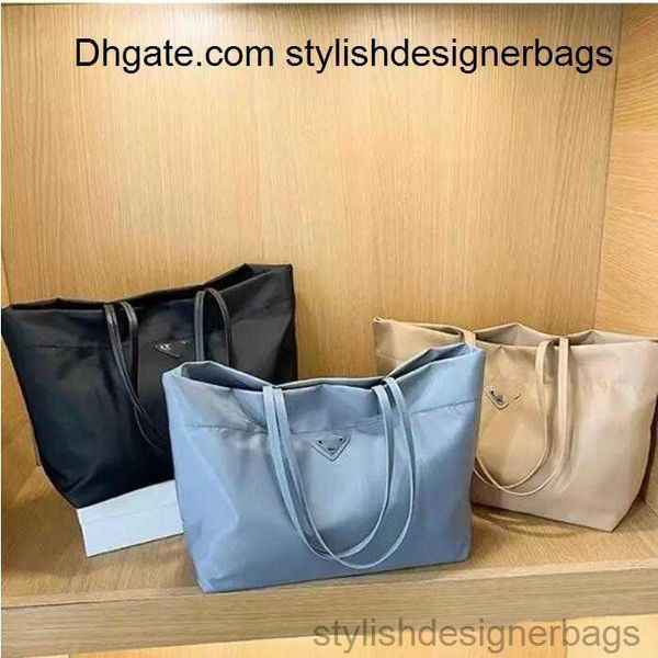 Totes Wholesale P Luxury Designer Brands Shopping Bags Women Triangle Label Waterproof Leisure Travel Bag Large Capacity Nylon Mommy Tote Ladies 0224V23