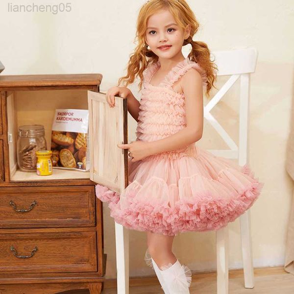 Abiti da ragazza Estate Cute Princess Abiti gonfi Bambine Tulle Pageant Tutu Dress Ball Gown Viene fornito per bambini Compleanno Vestiti per bambini W0224