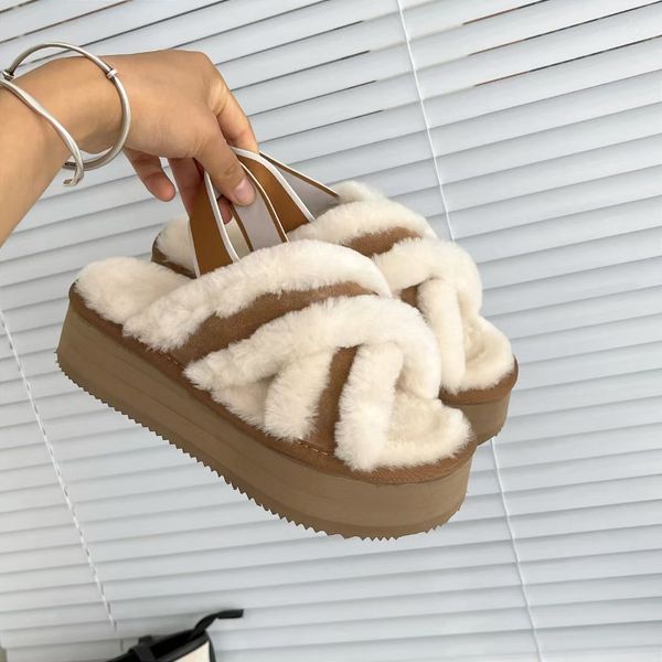 Pantofole Donna Pantofole di peluche Appartamenti casual Scivoli pelosi Comfort invernale Scarpe da camera da letto calde Stivali di cotone per la casa di design di lusso da donna 230224