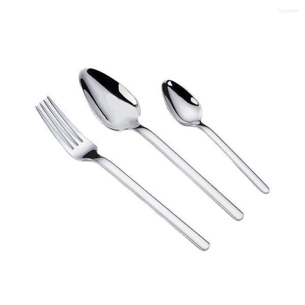 Set di stoviglie Coltello e forchetta in acciaio inossidabile spesso Set di stoviglie occidentali Set di posate europee in tre pezzi con cucchiaio da caffè