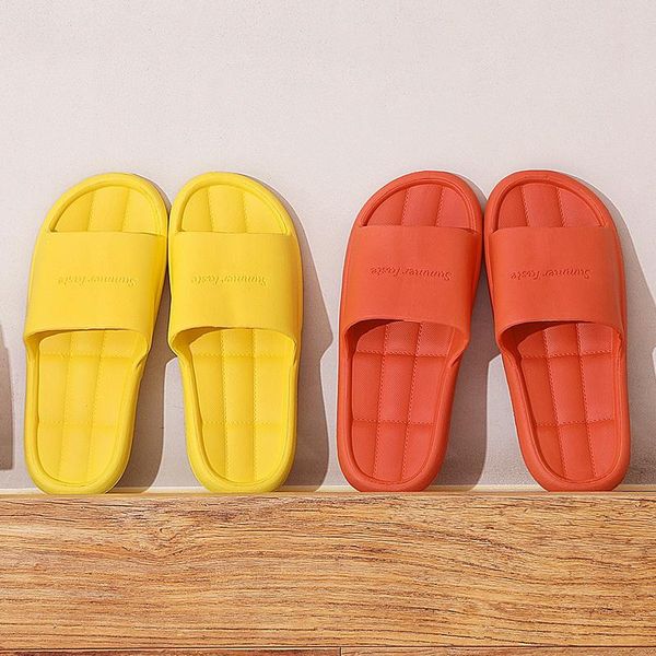 Terlik Kadın Sandalet Banyo Evi Slip Anti-Slip Flip Flops Moda Yumuşak Sole Eva Kapalı Slaytlar Kalın Platform Bulut Dikişleri Dikişleri