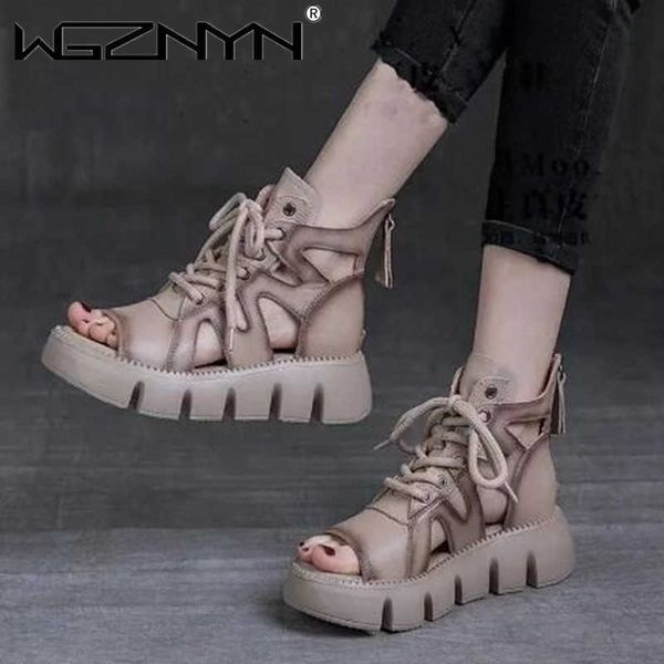 Sandalen 2022 Sommer Neue Mode Dicke Unterseite Runde Kopf Farbe Retro Stil Hohl Fisch Mund Römische Coole Stiefel Vielseitige Sandalen für Frauen Z0224