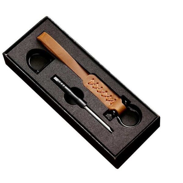 Ключевые кольца Винтажные творческие кожаные ручные брелки на настоящий автомобиль Cowhide Long Key веревка персонализированная веревка для запястья Кейс -цепь DIY Подарочная коробка J230222
