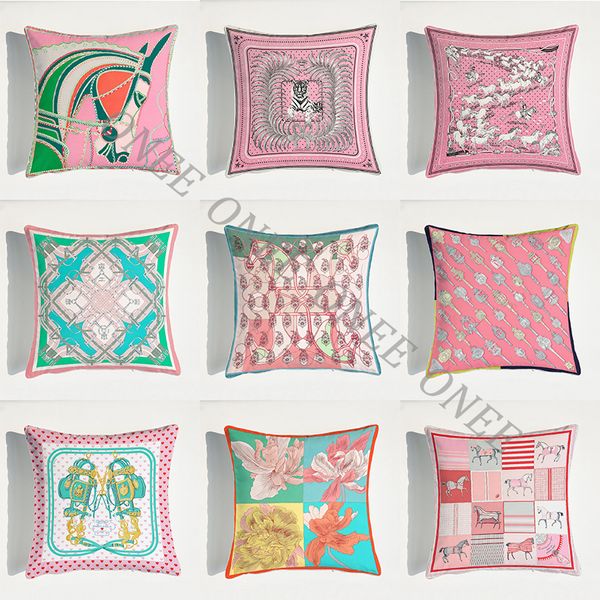 Cuscino del sedile rosa di design, cuscino del sedile del pavimento Tatami morbido e confortevole, cuscino per il tiro della decorazione della sedia del divano della camera da letto di casa 45 * 45 cm