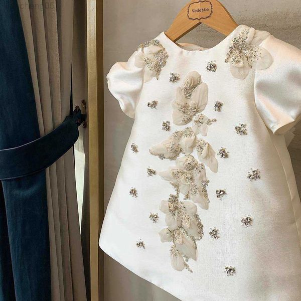 Kız elbiseleri pullu bebek kız bebek çiçek elbise vaftiz önlükleri yeni doğan bebekler vaftiz kıyafetleri prenses tutu doğum günü beyaz dantel elbise w0224