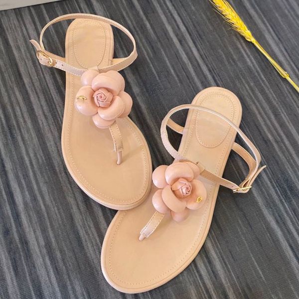 Damen-Sandalen, 100 % Leder, Tanga-Slipper, Outdoor-Flip-Flop, Designer-Blumen, Slide, bequeme Wander-Pantoletten, Costas, lässiges T-Riemen-Kleid, verstellbare Knöchelschnalle