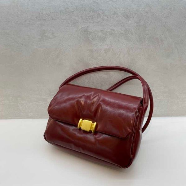 Borsa a tracolla da donna con cuscino morbido alla moda Borsa in pelle stile designer di marca