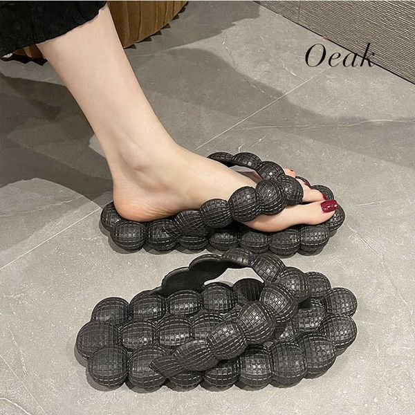 Slippers 2023 Summer New Personality Bubble Fashion Home Massage Bottom Shoes para homens e sandálias femininas Flips Y2302