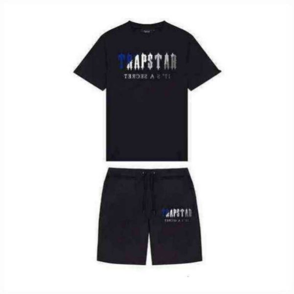 Trapstar Herren Shorts und T -Shirt -Set Tracksuits Designer Paar Handtuch Stickerei Brief Herren Sets Domens Round Neck Trap Star Sweatshirt Fst47