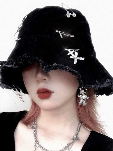 HBP Brim Hats Haruku Women Wide Punk Cross Decorative Fisherman Sun Gothic Girls Unisex Hip Hop Y2K Canvas Hat P230327