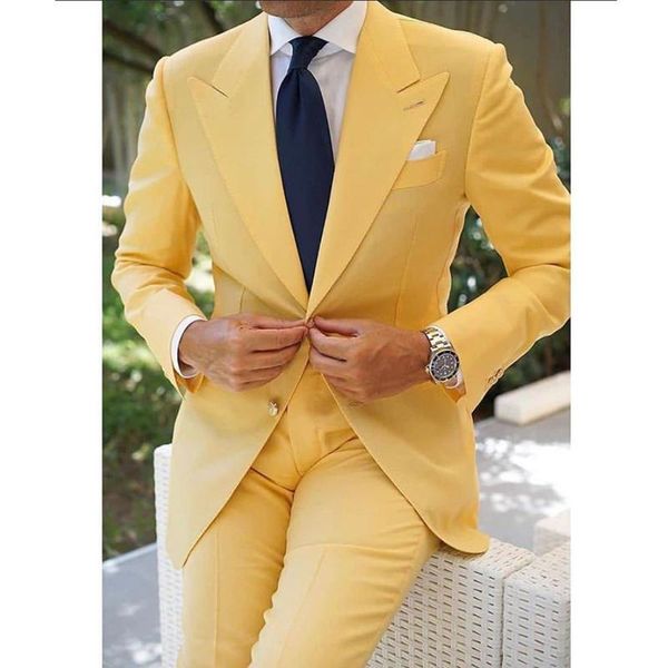 Ternos masculinos Blazers Amarelo Prom Men Slim Fit Fit Peaked Lapeel Wedding noivo Tuxedos mais recente Design Fashion 2 Piece Jacket com calças 2023