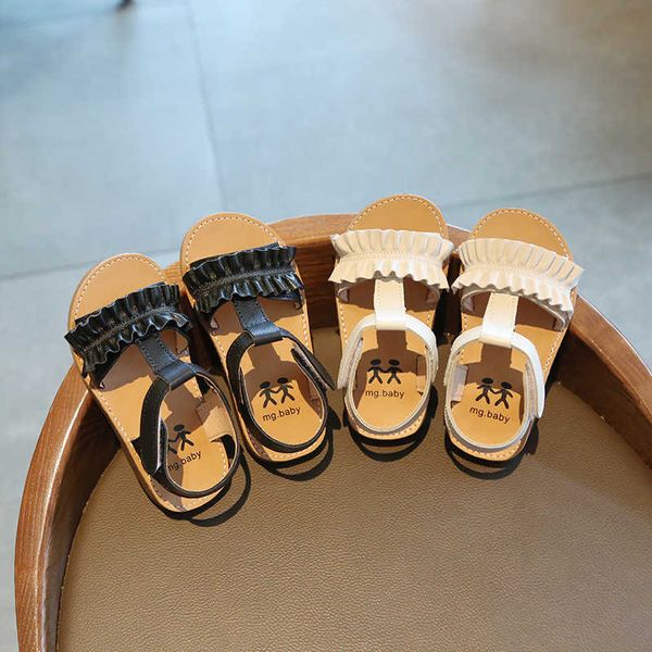 Sandálias novas sandálias garotas de verão crianças retro plissadas sapatos de princesa childern flor salto plano bebê 2022 hookloop sandals de praia casual z0225