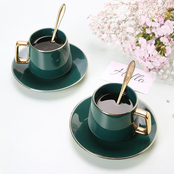 Tassen, Kaffeetasse, Untertasse und Löffel-Set, europäische Luxus-Tasse mit vergoldetem Rand und Tablett, goldener britischer Nachmittagstee, 230 ml