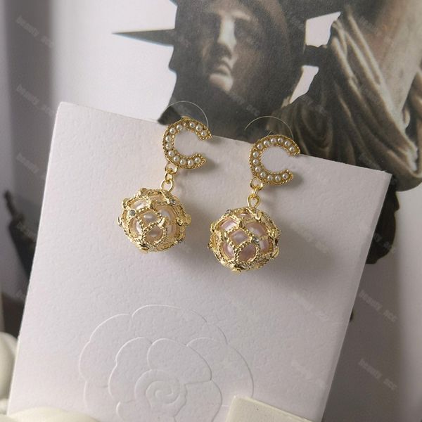 Brincos de pérolas jóias de designer de luxo para feminino Brinco de gaiola de gaiola de gaiola de ouro