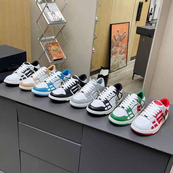 Designer Bones Sapato Homens Mulheres Skel Low Shoes Hi Real couro Esqueleto de luxo azul vermelho branco preto verde cinza marrom casal casual casual feminino tênis de sapatos esportivos