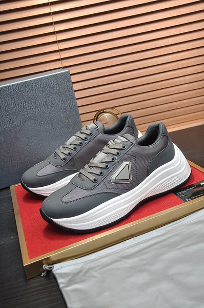 Brands New Prax 01 Läufer Sport Casual Schuhe Reylon gebürstete Leder-Turnschuhe Schwarze Weiße 23s/s Luxusschuhkomfort Wanderung EU38-45