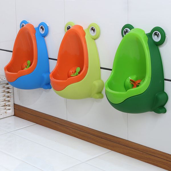 Sitzbezüge Baby-Töpfchen-Trainingssitz Frosch Kindertopf Wand-Urinal für Jungen Tragbare Toiletten Anschließbare Wasserleitung 230227