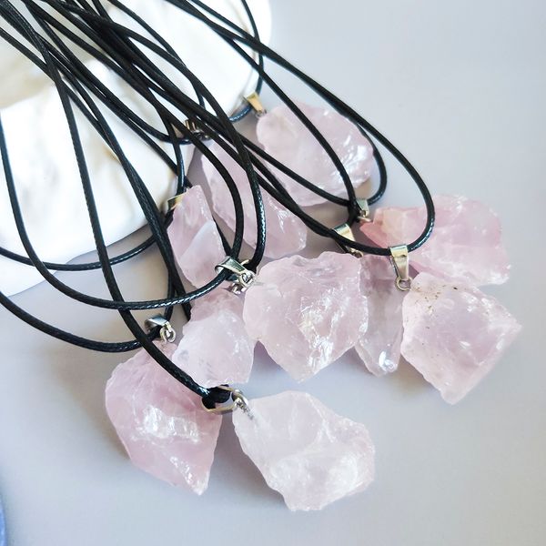 Нерегулярное натуральное сырое каменное ожерелье розовое кварцевое подвесное ожерелье Рейки Энергетическое ожерелье для женщин ювелирных изделий