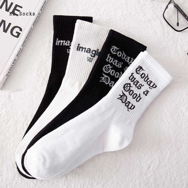 Erkek Çoraplar Rus Mektup Erkekler ve Kadın Çoraplar Combed Pamuklu Düz Renk Harajuku Mutlu Komik Moda Yumuşak Spor Trendi Sıradan Kızlar Stocking Z0227