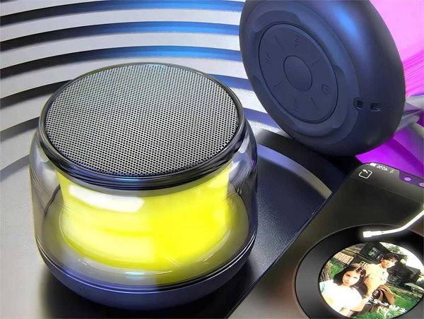 Cep telefonu hoparlörleri Yeni Bluetooth hoparlör taşınabilir subwoofer renkli ışıklar serin TWS birbirine bağlı küçük çelik top 3d surround ses müzik oyunu z0522