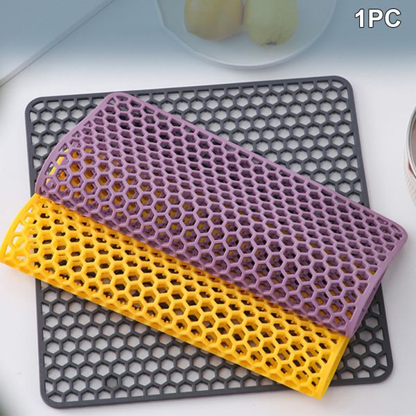 Paspaslar katı lavabo mat kaymaz mutfak ızgarası yalıtılmış haddelenebilir placemat ev yumuşak silikon tabak kurutma sofra takımı ısıya dayanıklı 230227
