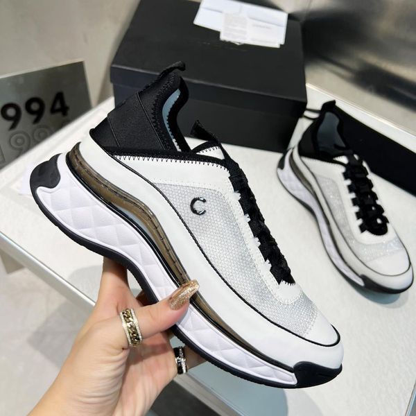 CC Sneakers Luxo Athletic Shoes Designer Sports Sapatos ao ar livre Moda feminina Classics Breathable Running Trainers 12