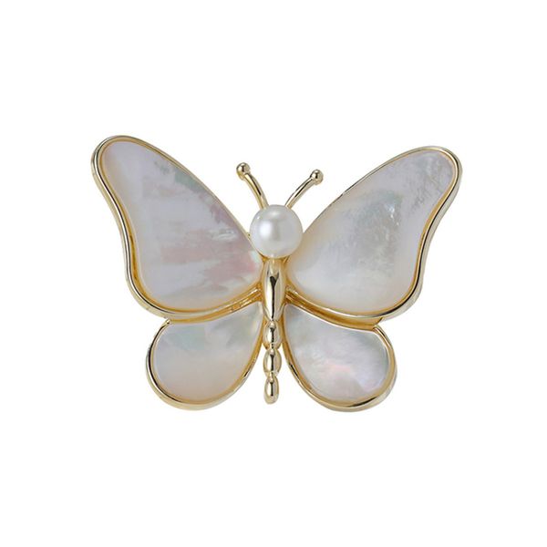 Новые бабочки броши для женщин очарование жемчужного золотого цвета булавки для вечеринки свадебные подарки одежда аксессуары