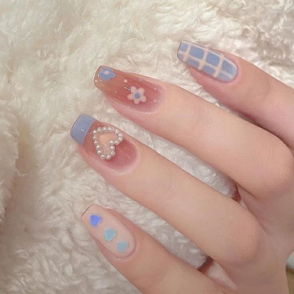 Falsche Nägel 24 Stück Fake Nail Patch Full Cover Langer Kopf Niedliche blaue Blume Tragbares fertiges Stück mit Kleber Faux Ongles