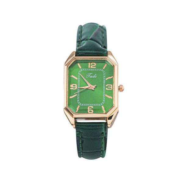 Lady Square Wristwatch Quartz Watch com cinta de couro enrugada para mulheres colorir quatro 29*25mm