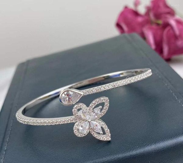 Braccialetti con ciondoli Alla moda Farfalla di cristallo in argento sterling 925 con braccialetto a goccia d'acqua Braccialetto aperto da donna con zircone a pera da sposa regolabile