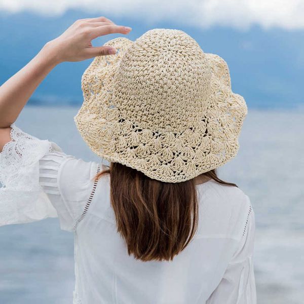 Chapéus de aba larga Mulheres chapéu de verão Chapéus de palha feitos de papel de palha de palha de palha esbelta Chapéu de sol dobrável ao ar livre G230227