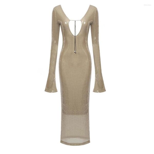 Casual Kleider 2023 Winter Beige Farbe Transparente Pailletten V-ausschnitt Sexy Backless Anhänger Uhr Elastische Frauen Midi Kleid