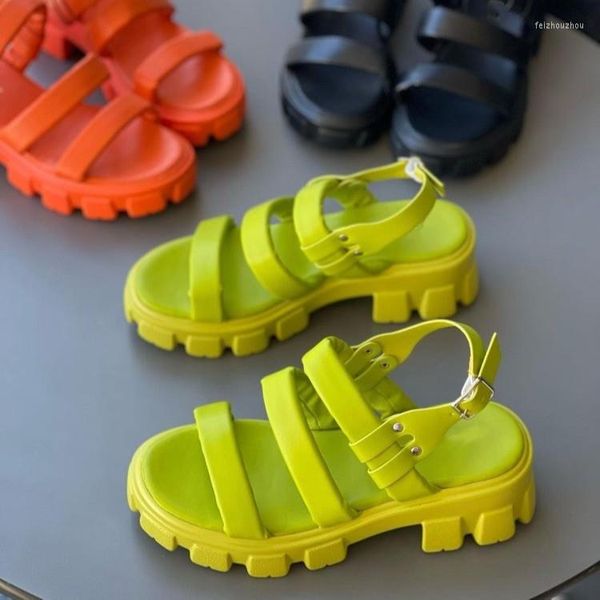 Sandali Estate Per Le Donne Fasion Roma Colori Della Caramella Sandalo 2023 Womens Fondo Spesso Punta Rotonda Cinturino Con Fibbia Calzature PU Scarpe Da Spiaggia