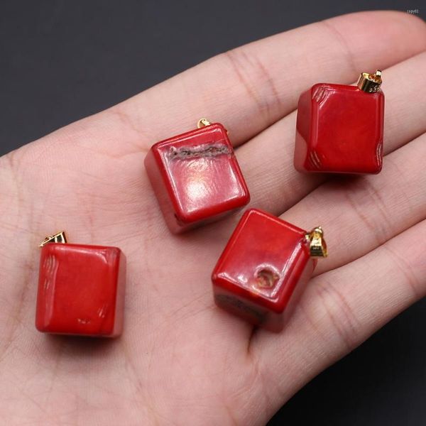 Collane con ciondolo Pietra naturale Pendenti in corallo rosso Cubo quadrato Imitazione per creazione di gioielli Fai da te Donne alla moda Collana orecchino Artigianato