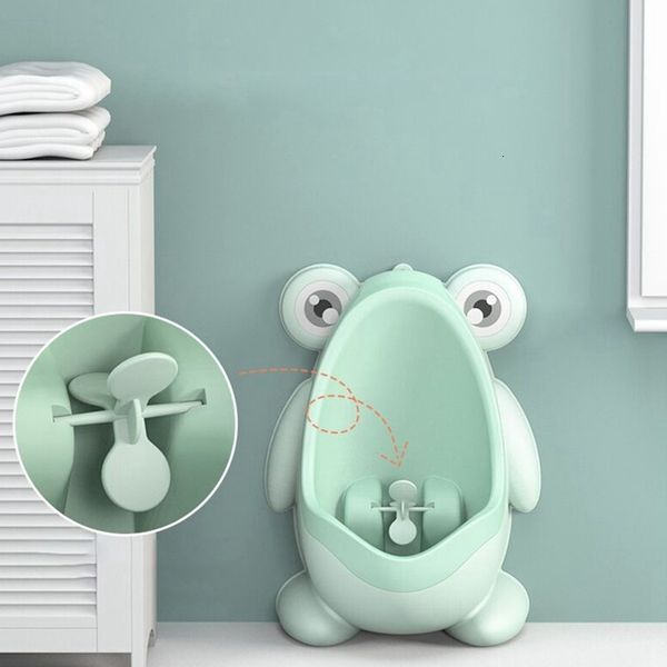 Coprisedili Cute Frog Neonato Vasino Toilette Orinatoio Bambini Addestramento di viaggio Bambini Stand Pipì verticale Neonato Montato a parete 230601