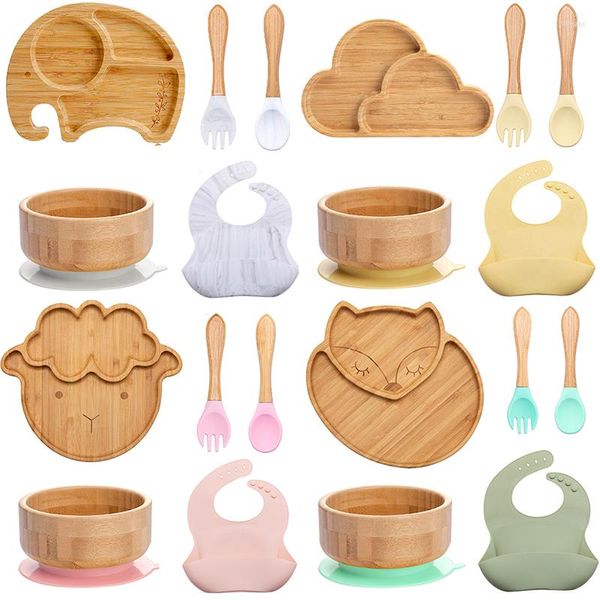 Ciotole 5pcs Stoviglie in legno Piatto di aspirazione Ciotola Cucchiaio forchetta per bambini Piatti di bambù Set di bavaglini