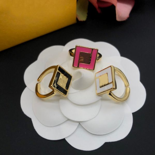 Moda feminina anel de designer de joias simples anéis de ouro anéis de luxo feminino carta F anéis de designer festa senhora ornamento