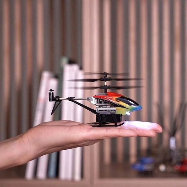 Mini rc helikopter 4ch uzaktan kumanda helikopteri alaşım gövdesi LED ışıkları irtifa çocuk doğum günü hediyeleri uçak oyuncakları tut