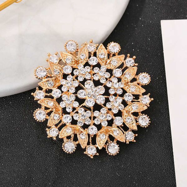 Broschen Mode Blume Damen Hochzeitskleid Pins Brautstrauß Kristallbrosche Schmuck Geschenke Strass Halskette Zubehör G230529