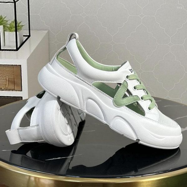 Sandalet Deliği Kadınlar 2023 Yaz Moda Slip-On Rahat Daireler Loafers Mesh Işık Nefes Alabası Beyaz Günlük Ayakkabılar