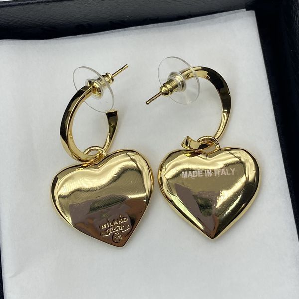 Brincos de letras de ouro para mulheres Brincos de ouro Brincos de prata tendência para casais retrô Fornecimento de joias da moda
