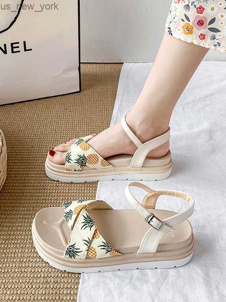 Sandálias femininas com saia verão fada novo estilo tudo combinando fresco fundo macio muffin praia sapatos femininos para estudantes L230518