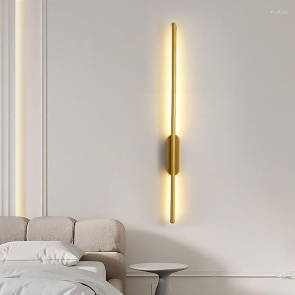 Lampada da parete moderna lunga scala in alluminio Led Light Sconce Luxury Grille Living Room Comodino Strip Fixture per camera da letto